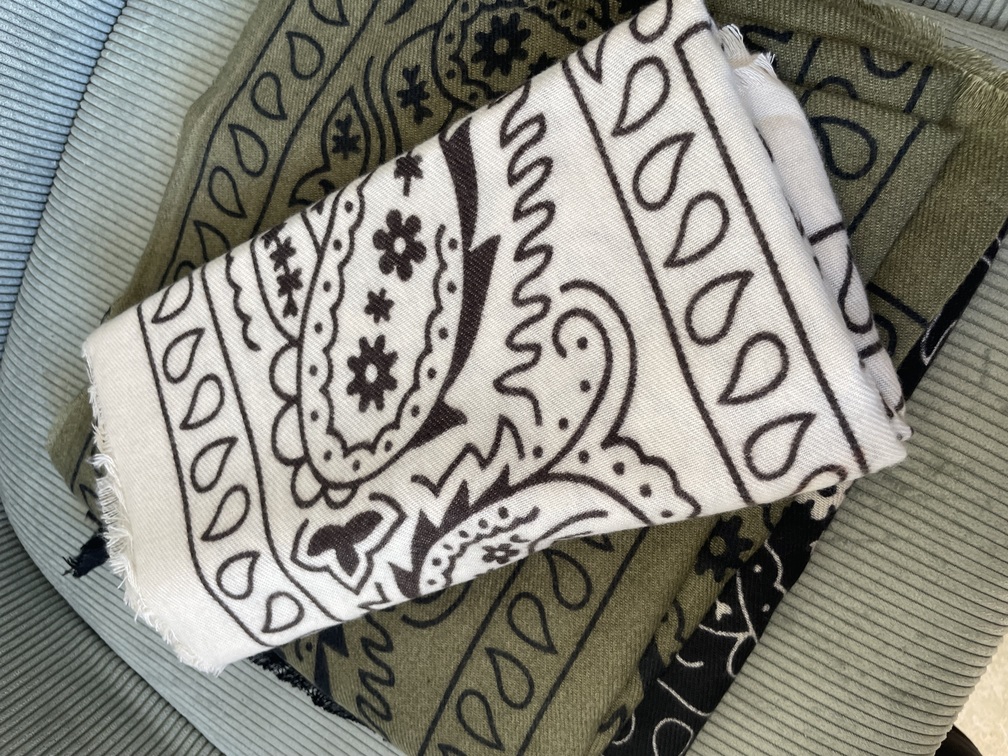 foulard bandana crème tout doux