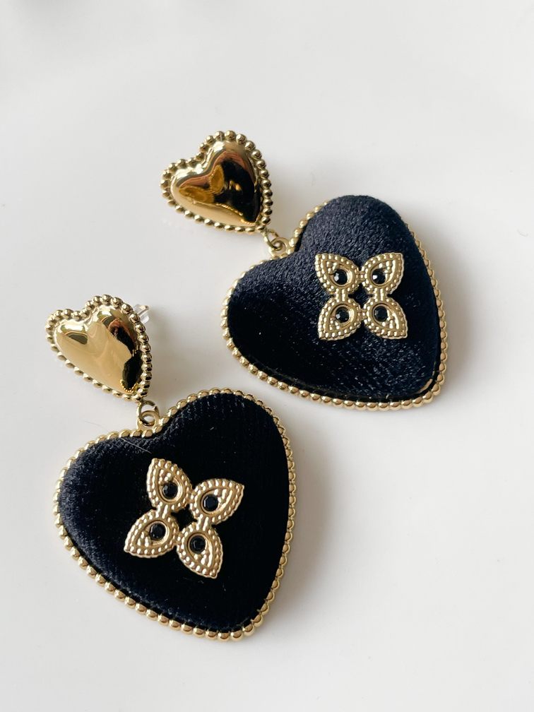 Boucles coeur velours noir doré du live
