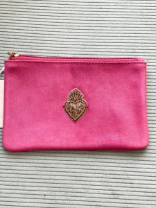 pochette cuir rose ex voto Mandalita
