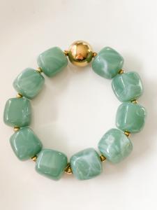 Bracelet perles vert fonçé doré