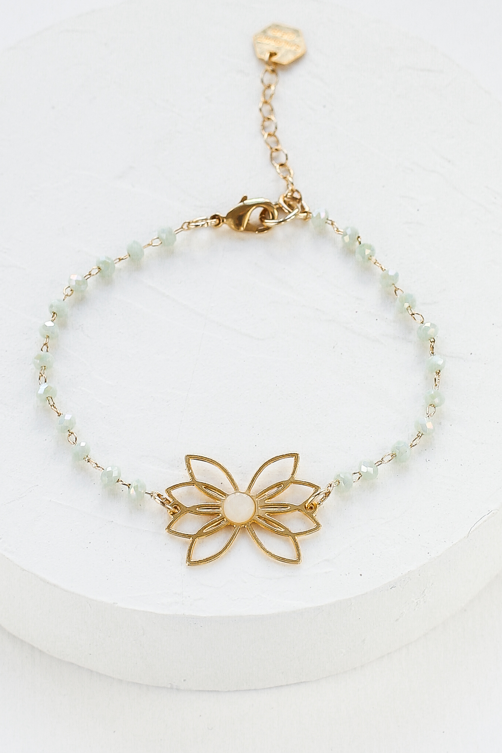 bracelet Lotus vert clair doré de Shlomit Ofir