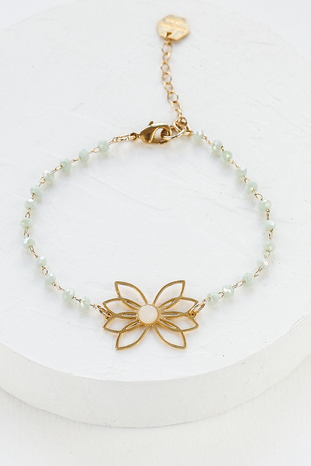 bracelet Lotus vert clair doré de Shlomit Ofir