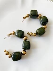 Boucles créoles perles kaki doré