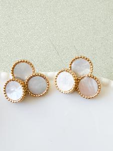 Boucles Isabelle nacré doré