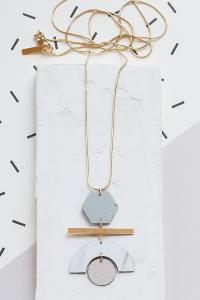 collier Movimento marbre de Shlomit Ofir
