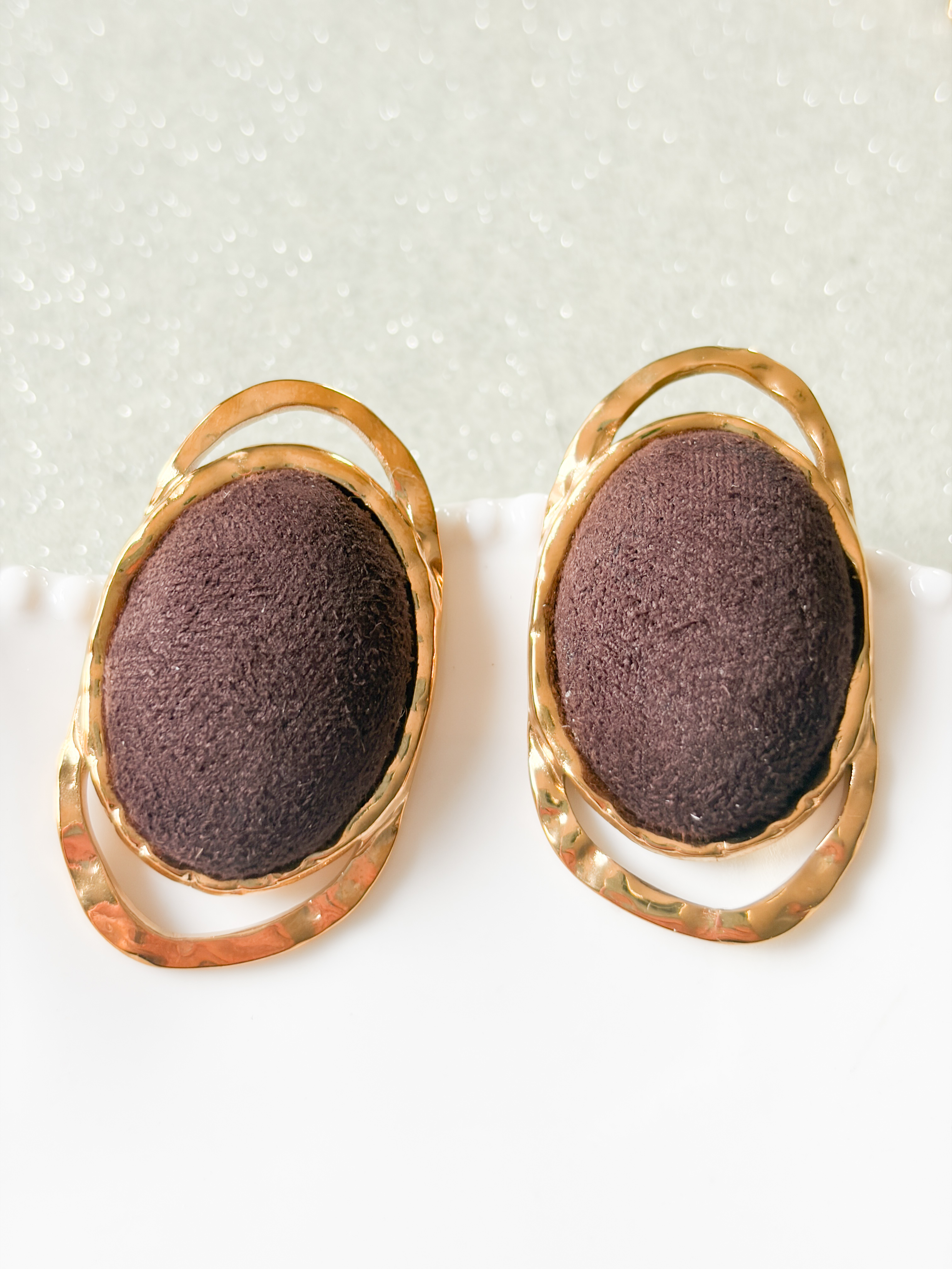 Boucles tissu ovale marron doré