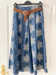 jupe denim broderies 36/40