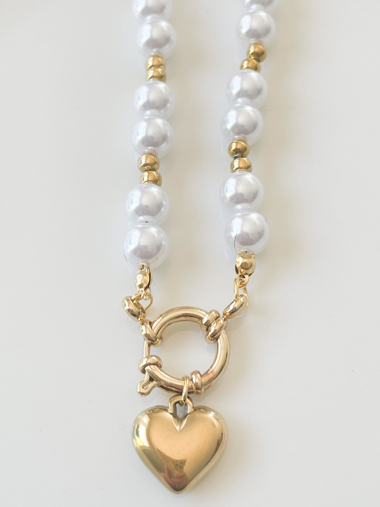 collier coeur perles blanches doré