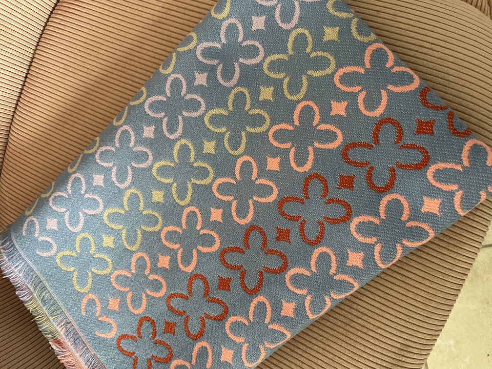 Foulard étole fleurs bleu