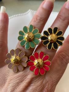 bague fleur beige doré