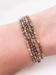 Collier sautoir bracelet pierre vert kaki doré