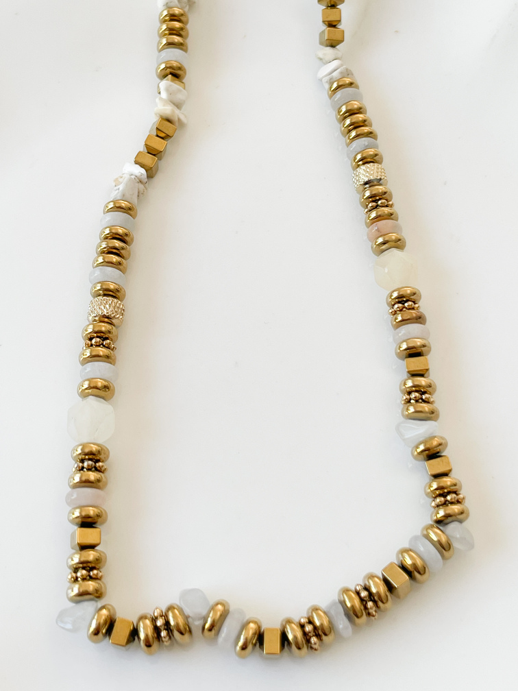 Collier Charly blanc doré