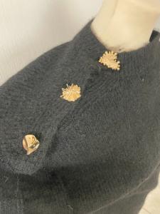 pull musy Muse noir boutons dorés 36/46