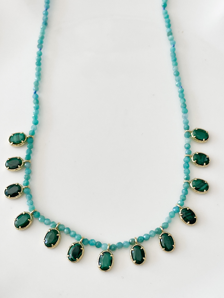 Collier pierres bleu vert doré