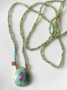 Collier sautoir pierres Eddie turquoise doré