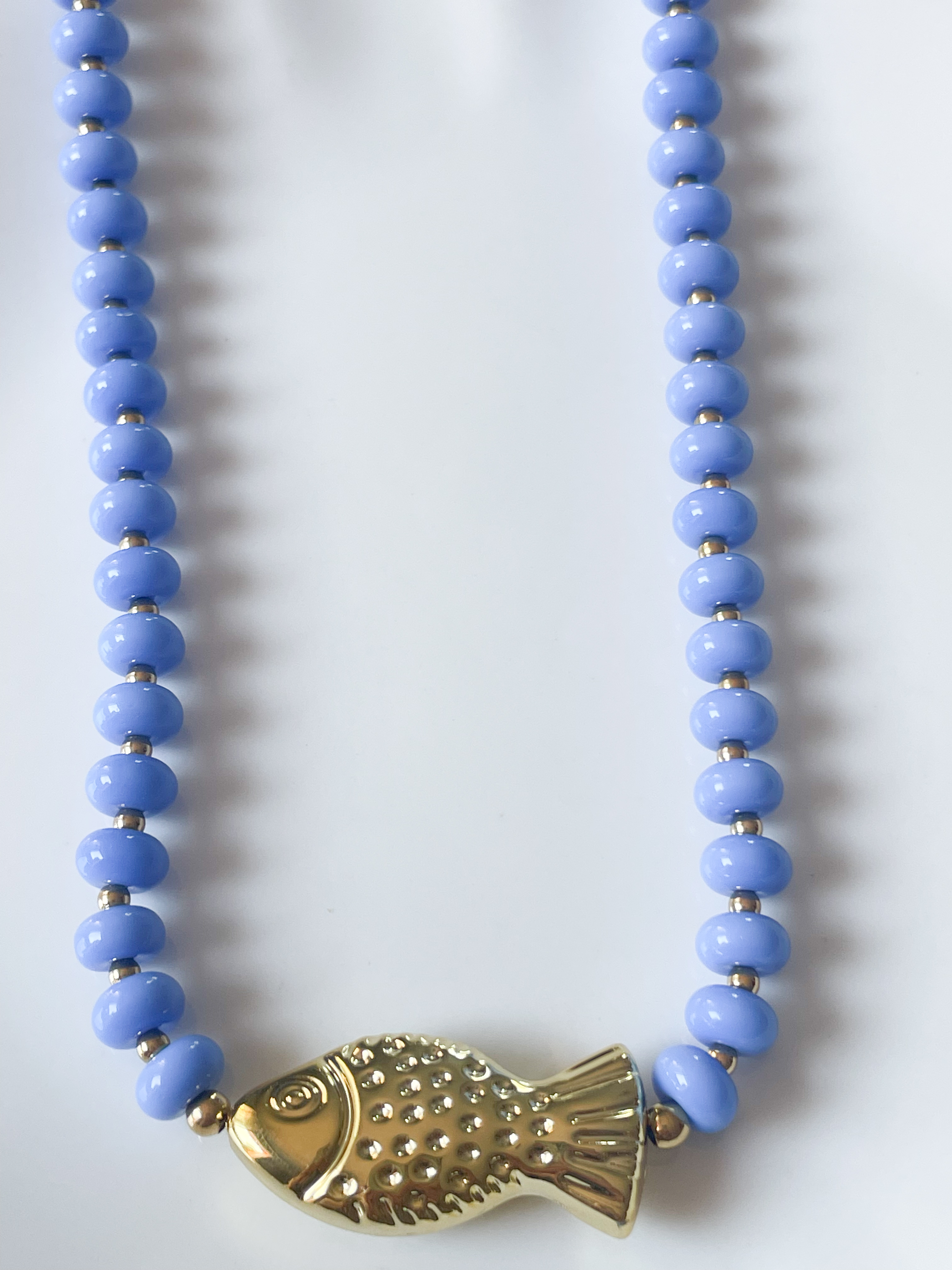 Collier Calypso poisson lavande doré