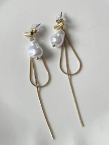 Boucles Thelma blanc doré