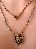 Collier pierres coeur velours vert doré
