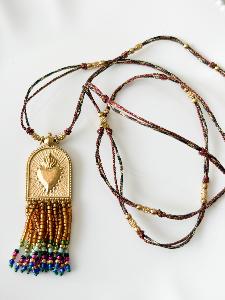 Collier sautoir médaillon coeur doré