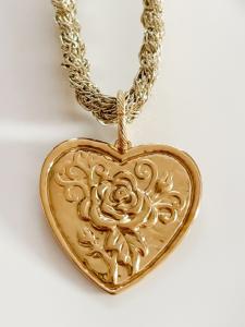 Collier tresse médaille coeur doré