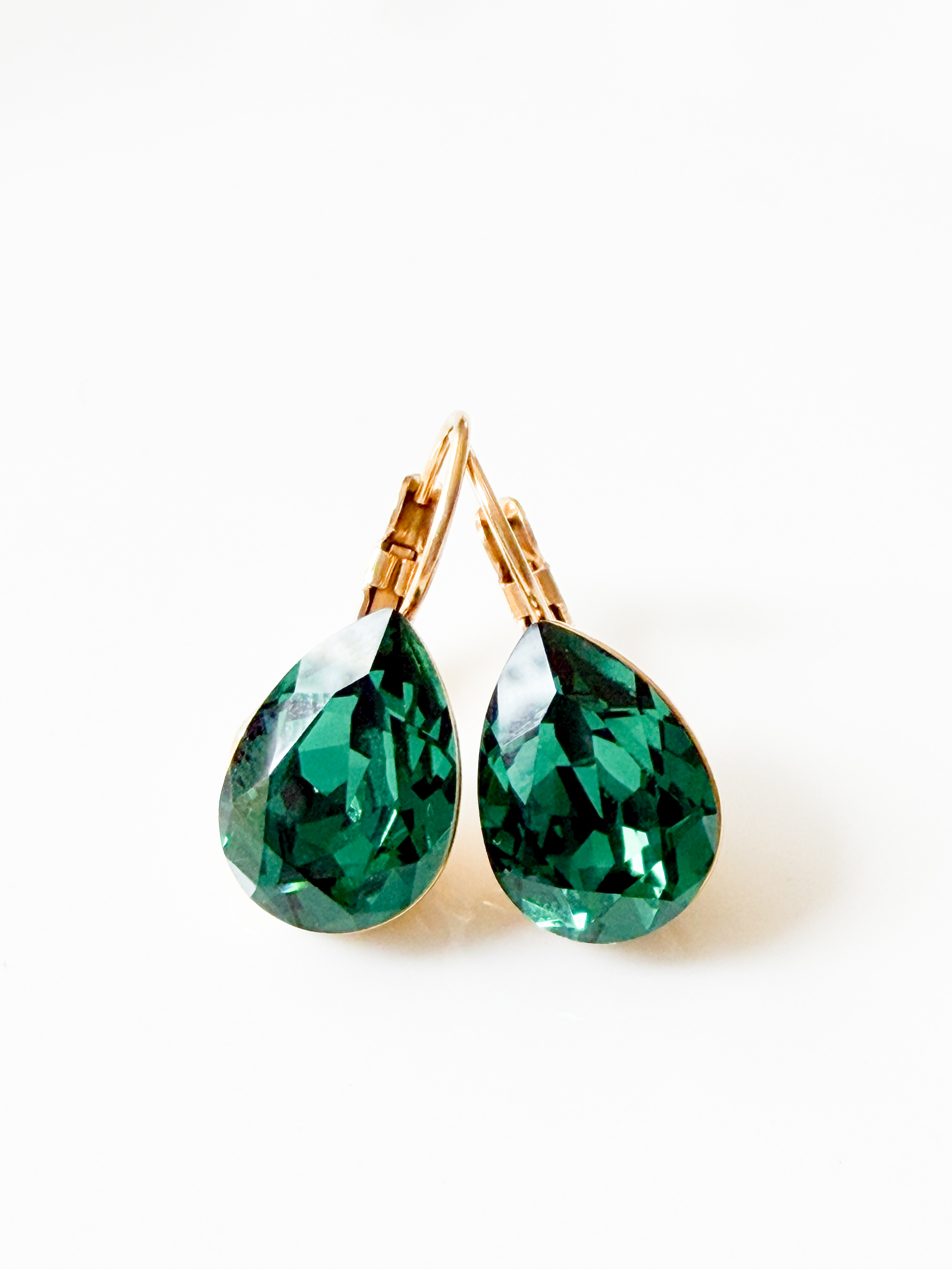 Boucles cristal goutte vert profond doré