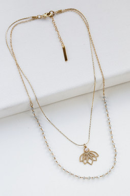 collier Lotus gris doré de Shlomit Ofir