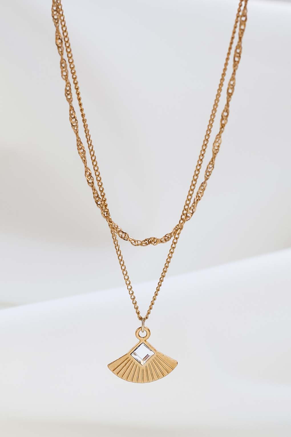 collier Ida blanc doré de Shlomit Ofir