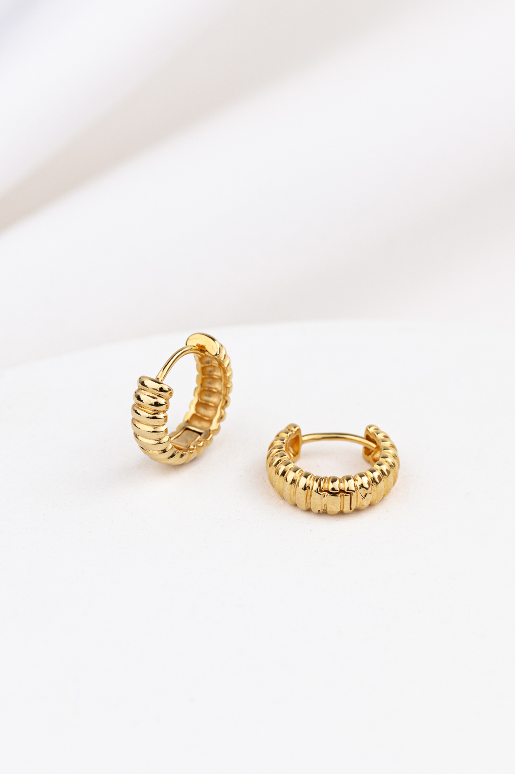 Boucles Uma doré de Shlomit Ofir