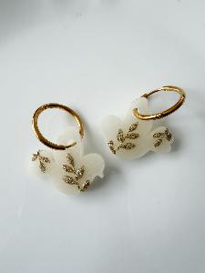 Boucles oiseau résine blanc du live