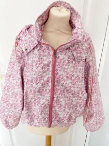 Veste pluie fleurs rose 36/40