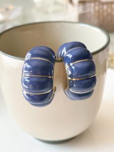 boucles Bella bleu doré