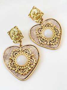 Boucles coeur fleur beige doré