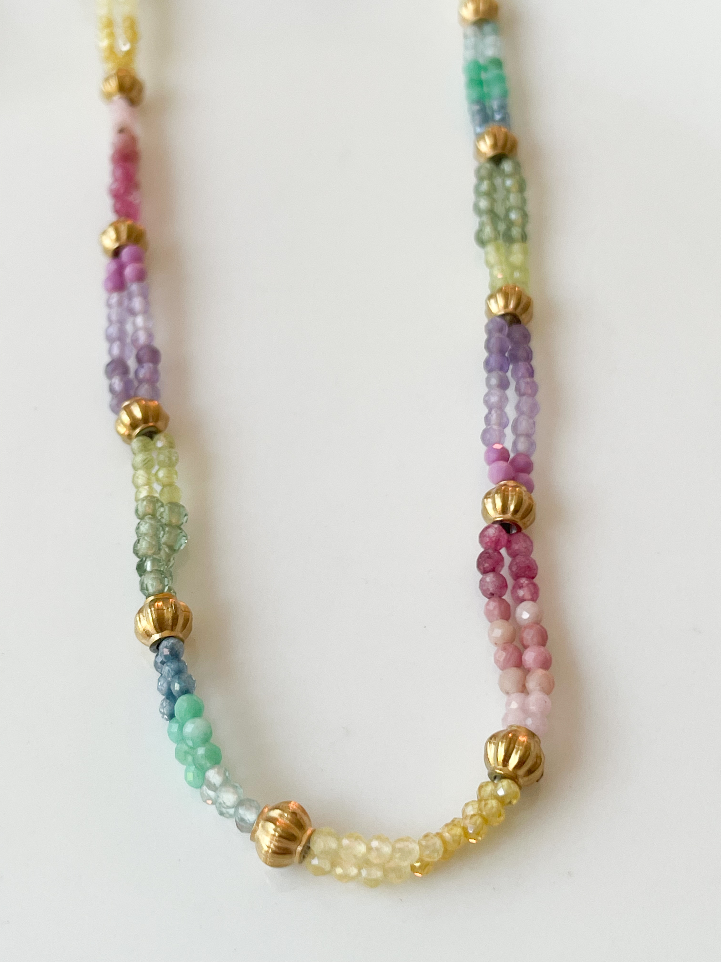 Collier arc en ciel doré 