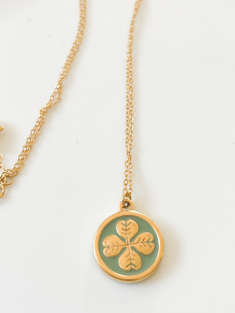 Collier Trèfle vert doré