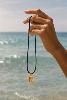 Collier Nami bleu gris doré de Shlomit