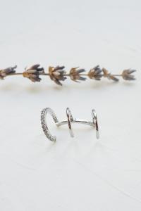 boucle Margo argenté de Shlomit Ofir