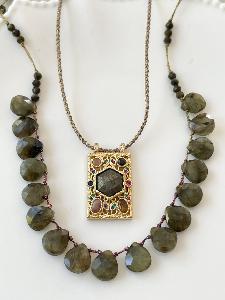 Collier Jackie gris doré