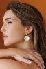 boucles Sabine gris doré de Shlomit Ofir