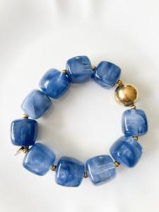 Bracelet perles bleu jean doré