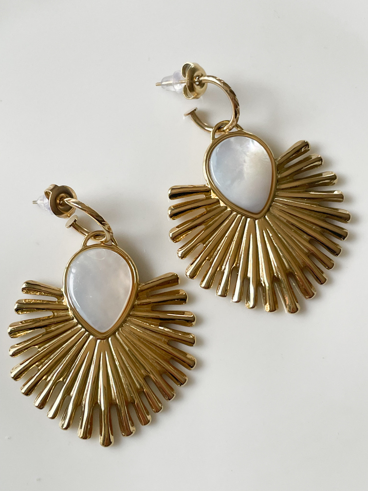 Boucles Isabelle blanc grandes doré