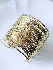 Bracelet manchette large doré