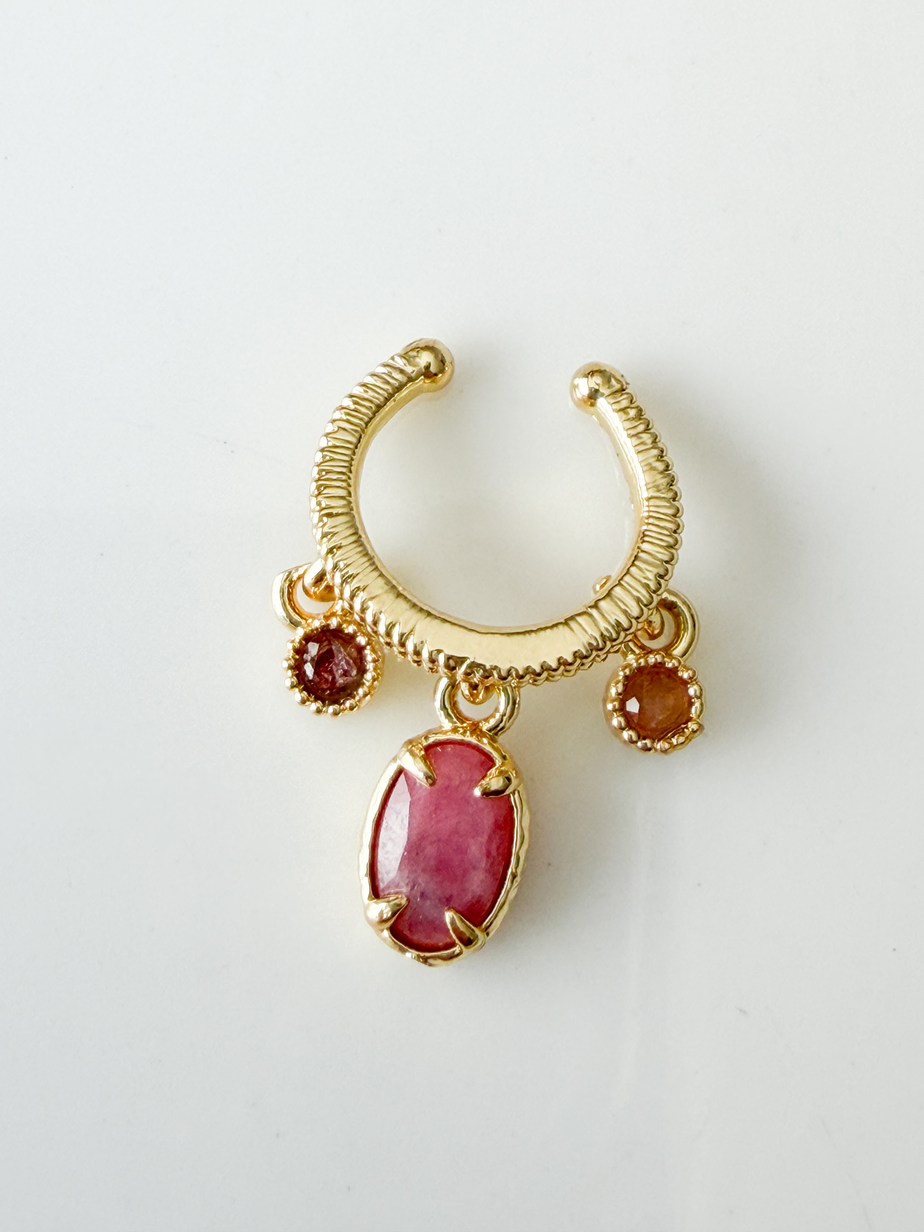 Boucle solo pierres quartz rose doré