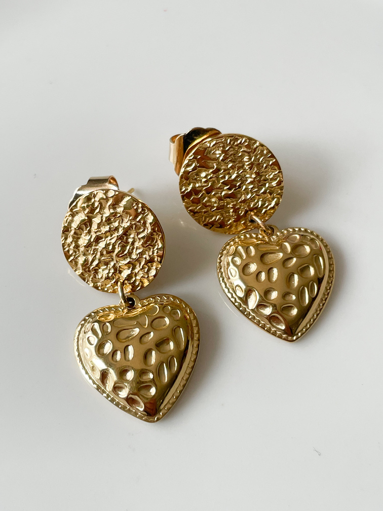 boucles coeurs martelés doré