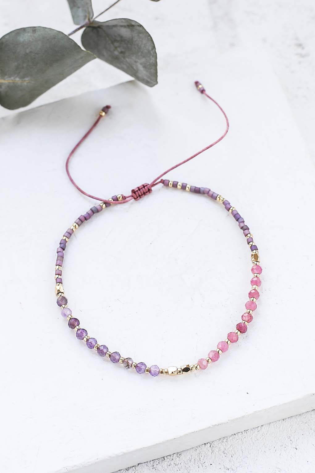 bracelet Sahara violet doré de Shlomit Ofir