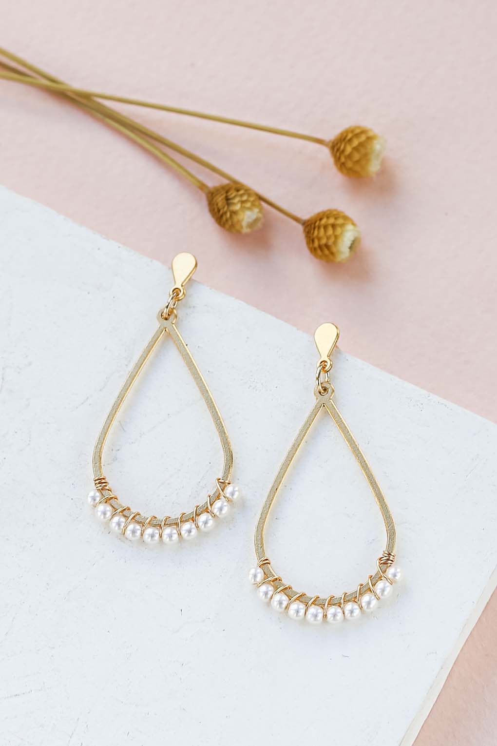 boucles Sahara nacre doré de Shlomit Ofir