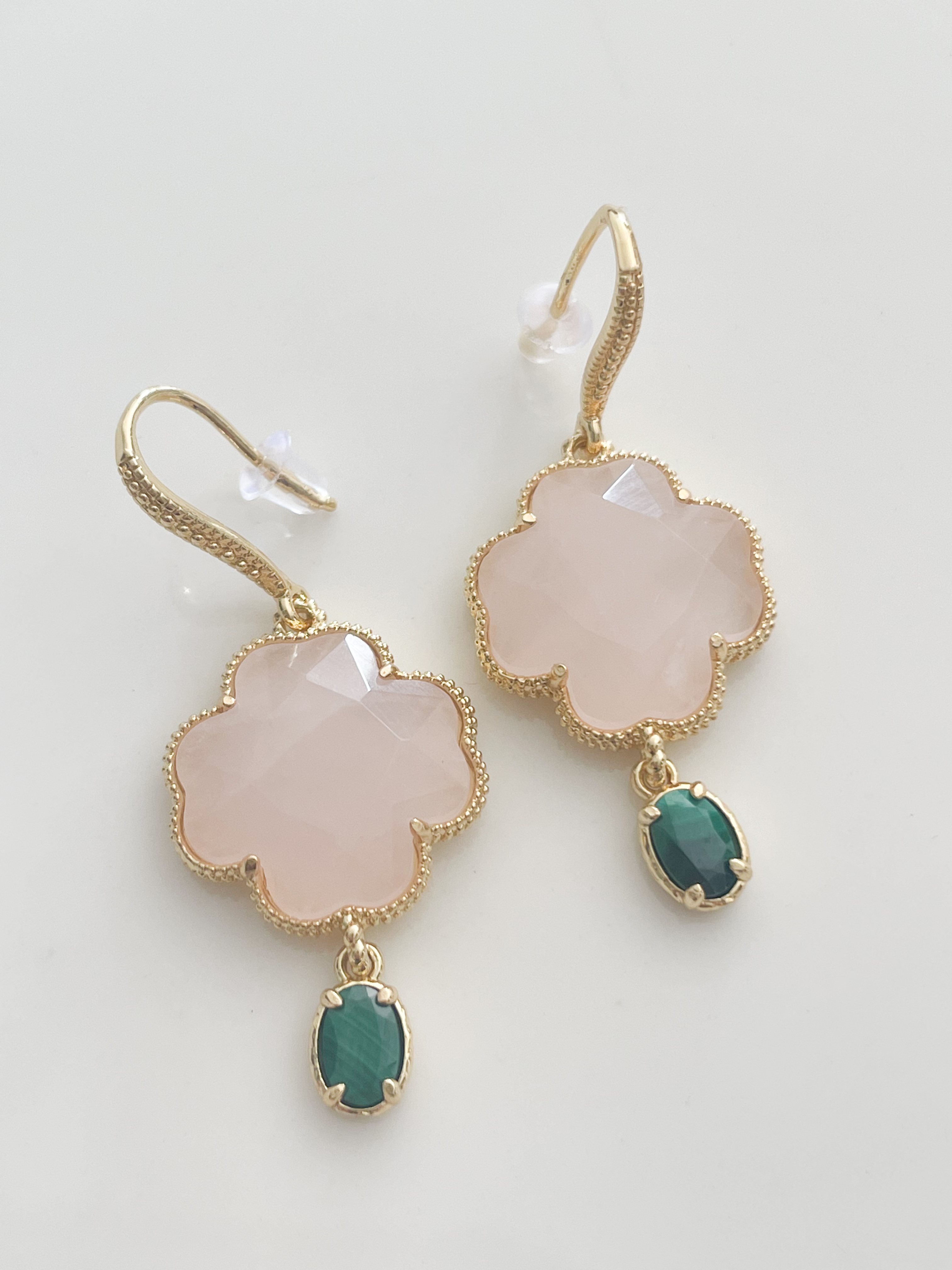Boucles pierre Emma rose vert doré