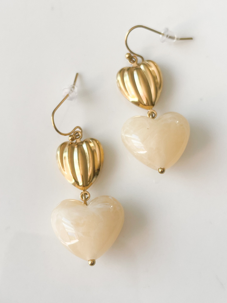 Boucles Michelle coeur beige doré