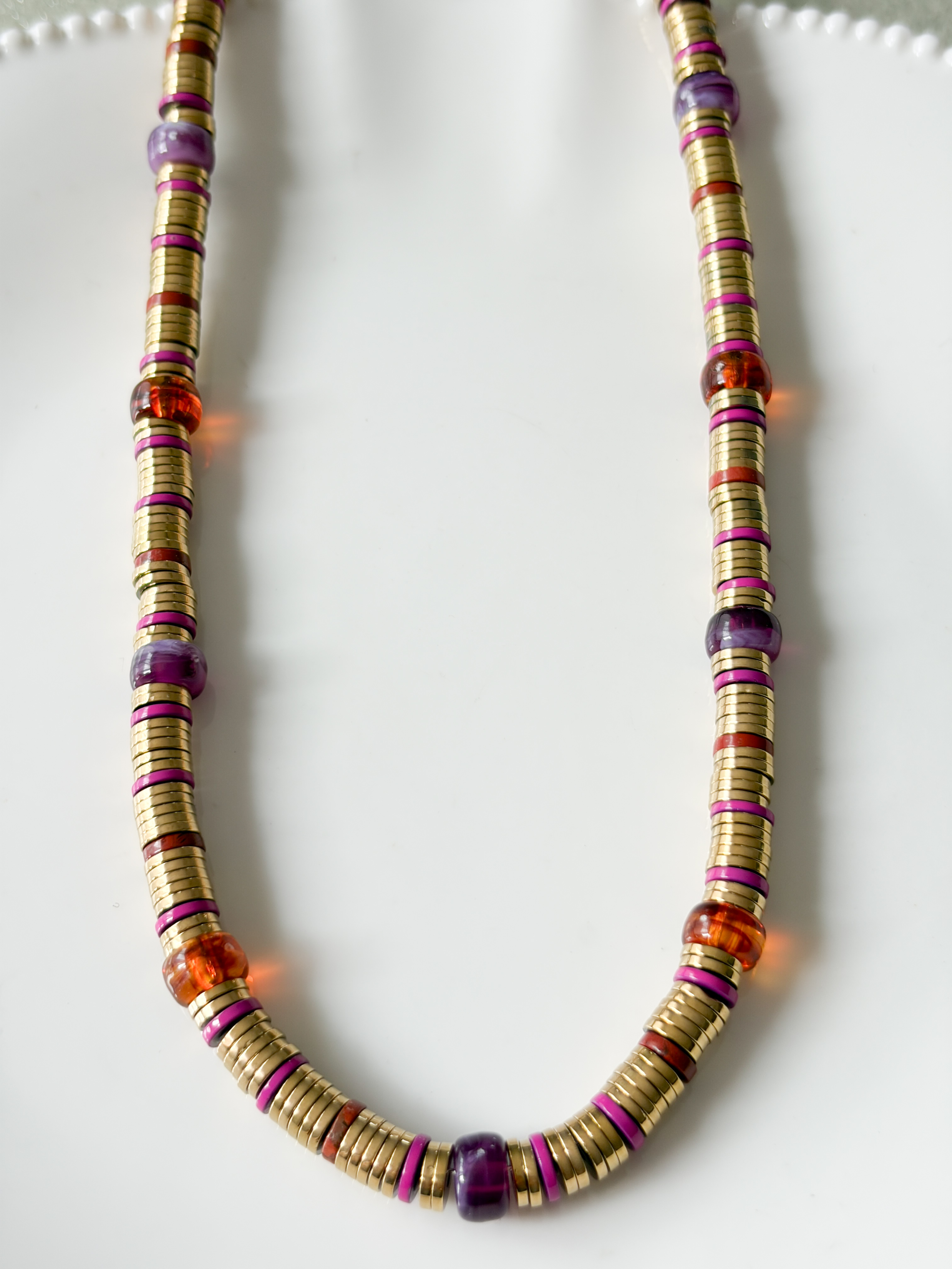 Collier Tao violet doré