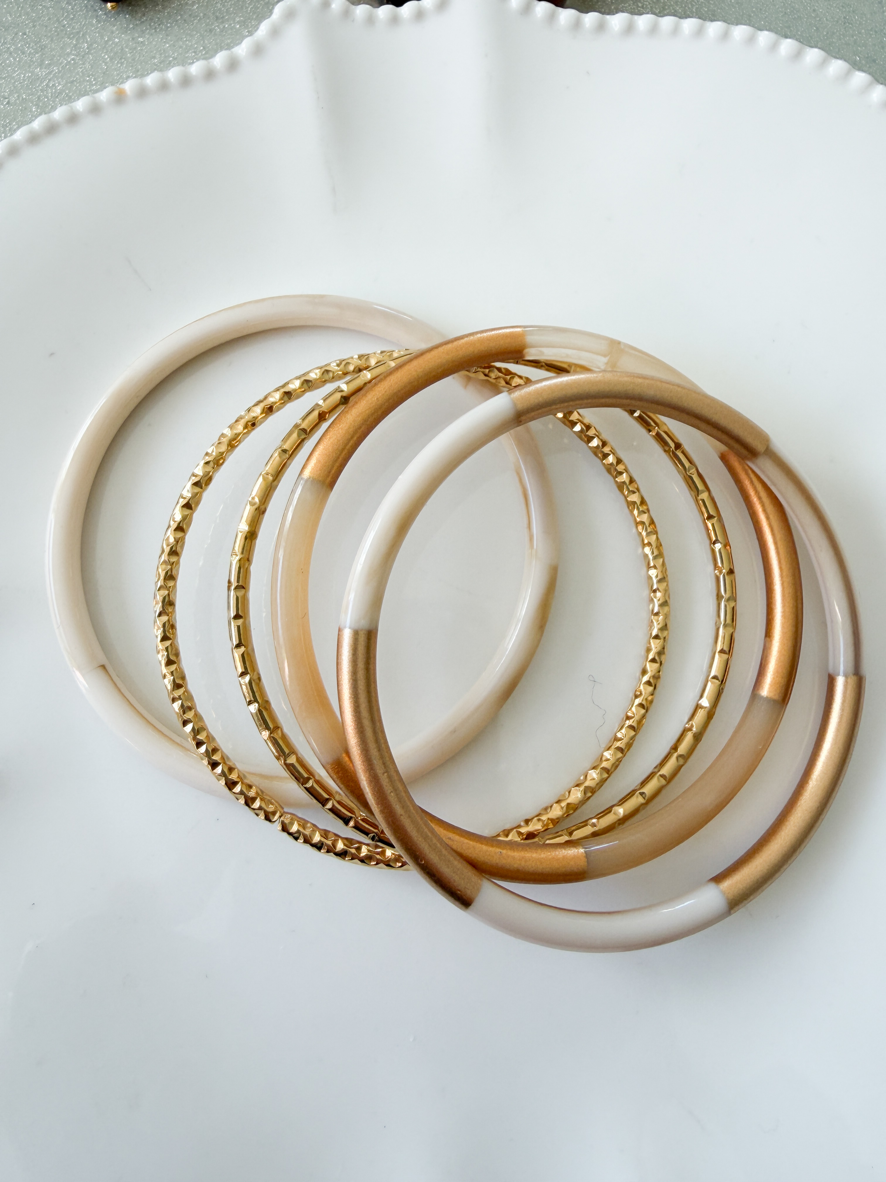 Bracelet 5 rangs beige doré