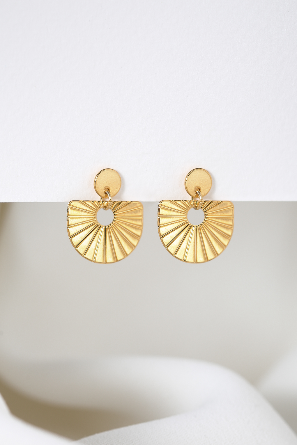 boucles Aurélia doré de Shlomit Ofir